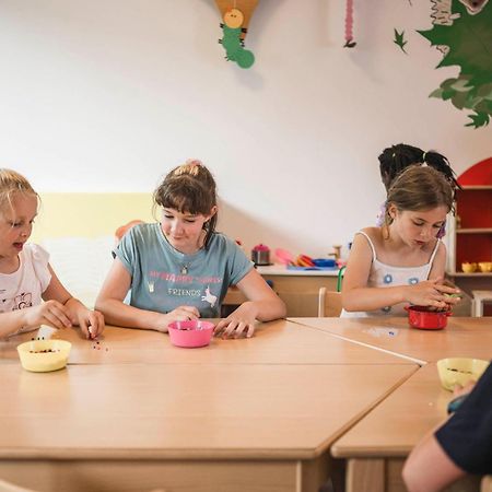 Familienhotel Viktoria San Nicolò d'San Nicolò d'Ultimo Eksteriør billede