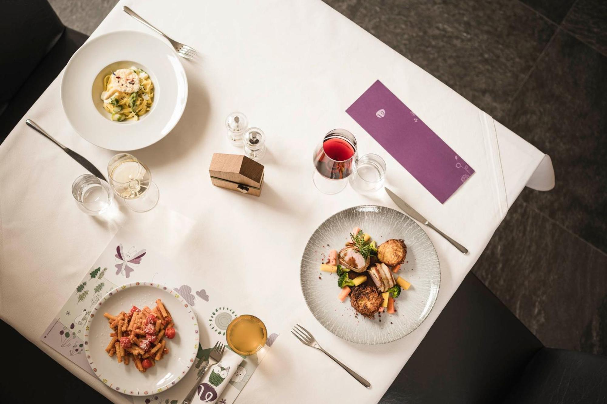 Familienhotel Viktoria San Nicolò d'San Nicolò d'Ultimo Eksteriør billede
