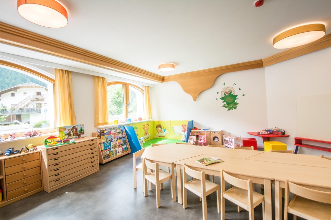 Familienhotel Viktoria San Nicolò d'San Nicolò d'Ultimo Eksteriør billede